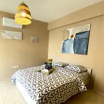 2br - 5mins Walk To The With Internet Access Ларнака